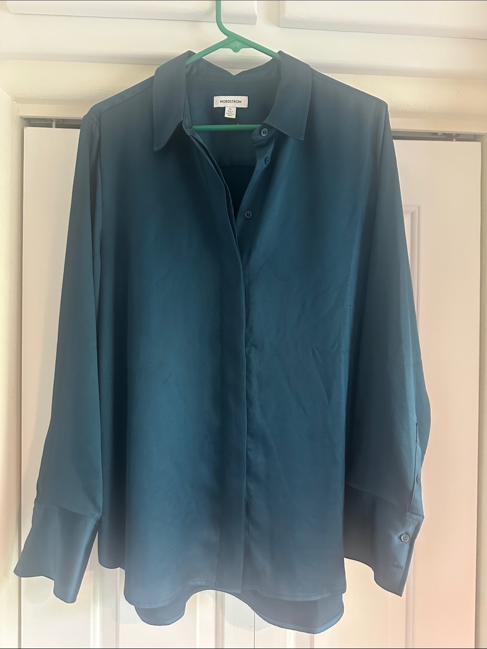 Nordstrom Women’s Teal Button-Up Blouse
